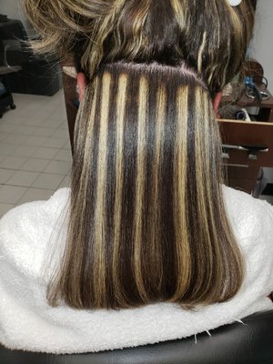 Roxette Dominican Hair Salon