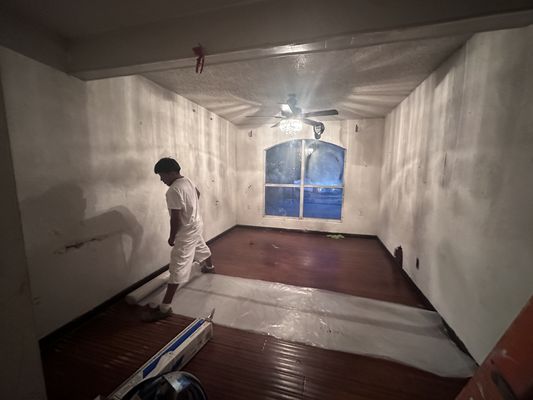 Drywall Repair and Installation by Carlos Interior Painting - eed professional drywall installation or repair? Trust Carlos Interior Painting to deliver seamless results for your home or business. Our skilled team ensures that every project is completed with precision and care.
Why choose Us?
• Expert Craftsmanship: High-quality drywall installation and flawless repairs.
• Experienced Professionals: Trained and experienced team ready to handle any job, big or small.
• Prompt Service: Timely project completion to fit your schedule.
• Affordable Rates: Competitive pricing without compromising on quality.
• Satisfaction Guaranteed: We stand behind our work with a commitment to your satisfaction.
Contact us today for a free estimate! Call (214) 462-2654 Drywall Repair and Installation by Carlos Interior Painting - eed professional drywall installation or repair? Trust Carlos Interior Painting to deliver seamless results for your home or business. Our skilled team ensures that every project is completed with precision and care.
Why choose Us?
• Expert Craftsmanship: High-quality drywall installation and flawless repairs.
• Experienced Professionals: Trained and experienced team ready to handle any job, big or small.
• Prompt Service: Timely project completion to fit your schedule.
• Affordable Rates: Competitive pricing without compromising on quality.
• Satisfaction Guaranteed: We stand behind our work with a commitment to your satisfaction.
Contact us today for a free estimate! Call (214) 462-2654