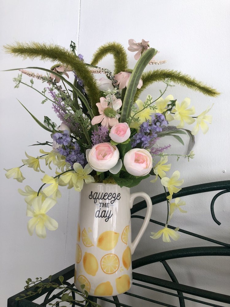 THE POPPY SHOP Updated August 2024 31 Photos 100 Main St