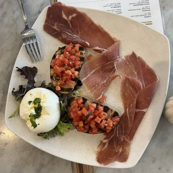 Nella Pizza e Pasta - Burrata - Pizza Near Me - Chicago, Illinois