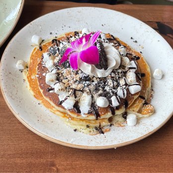 Fairview Farmers - The s'mores pancakes - Breakfast & Brunch Near Me - Fairview, Texas