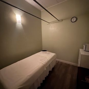 Serenity Massage AZ - Inside room - Massage Therapy Near Me - Chandler, Arizona Serenity Massage AZ - Inside room - Massage Therapy Near Me - Chandler, Arizona