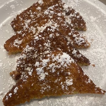 Salles Café - Crunchy French Toast (coated with frosted flaaaakkesss!) - Breakfast & Brunch Near Me - Tulare, California