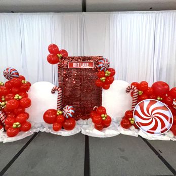 Iris Events - Christmas backdrop - Balloon Services Near Me Iris Events - Christmas backdrop - Balloon Services Near Me