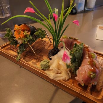 Sushi Kawa - Salmon hand roll and hama hama roll - Sushi Bars Near Me - Rancho Mirage, California Sushi Kawa - Salmon hand roll and hama hama roll - Sushi Bars Near Me - Rancho Mirage, California