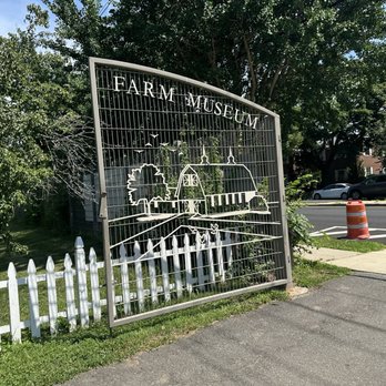 Queens County Farm Museum - Entrance gate - Museums Near Me - Floral Park, New York