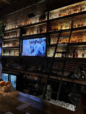 Paddock & Whisky by null