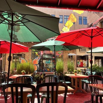 El Portal - Outdoor eating. - Mexican Near Me - Pasadena, California El Portal - Outdoor eating. - Mexican Near Me - Pasadena, California