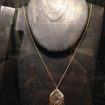 Motto - Jewelry Near Me - Cambridge, Massachusetts Motto - Jewelry Near Me - Cambridge, Massachusetts