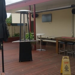 Bushman Hotel - One Cool Beer Garden