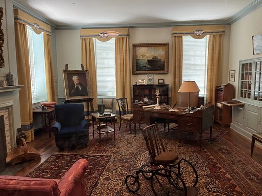 Franklin D. Roosevelt Presidential Library and Museum by null