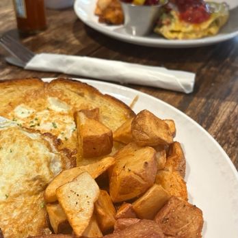 Luci’s at the Grove - Breakfast classics - Coffee & Tea Near Me - Scottsdale, Arizona Luci’s at the Grove - Breakfast classics - Coffee & Tea Near Me - Scottsdale, Arizona