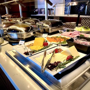 Terrapin Cafe - Breakfast buffet with cold and hot item stations. - Breakfast & Brunch Near Me - Niagara Falls, Ontario Terrapin Cafe - Breakfast buffet with cold and hot item stations. - Breakfast & Brunch Near Me - Niagara Falls, Ontario