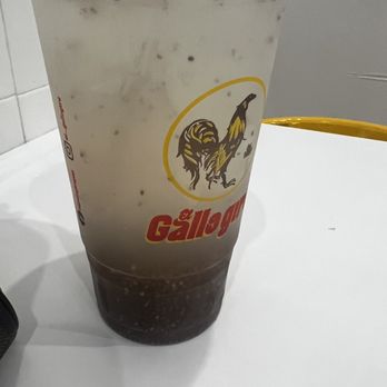 El Gallo Giro - agua de limón con chia - Mexican Near Me - Van Nuys, California El Gallo Giro - agua de limón con chia - Mexican Near Me - Van Nuys, California
