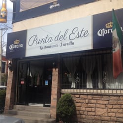 Punta del Este - Punta del Este: unas buenas empanadas o un corte.