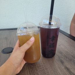 Oolong tea with boba, Jasmine green tea with honeycomb Oolong tea with boba, Jasmine green tea with honeycomb