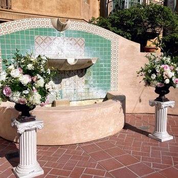 De Young Flowers - Party & Event Planning Near Me - Campbell, California