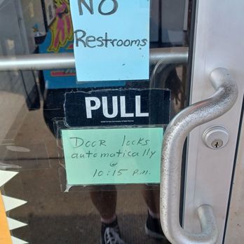 Cloister Laundromat - No!  No!  No! - Laundromat Near Me - Ephrata, Pennsylvania