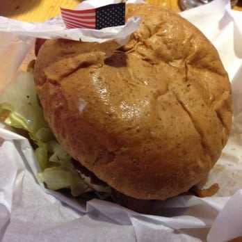 Bubba's Texas Burger Shack - Nothing spectacular. Average burger w wayyyy too much bun - Burgers Near Me - Houston, Texas