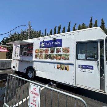 Kob's Kitchen - Laotian Near Me - American Canyon, California