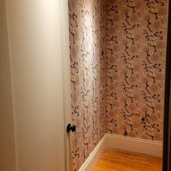 Alex Wallpaper Hanger - installation of wallpaper in Bedroom