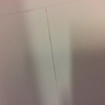 Hampton Inn Manhattan Grand Central - Bathroom wall mold - Hotels Near Me - New York, New York