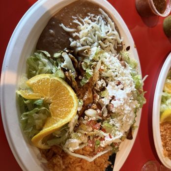 Los Portales - Chicken enchiladas - Mexican Near Me - Omaha, Nebraska Los Portales - Chicken enchiladas - Mexican Near Me - Omaha, Nebraska