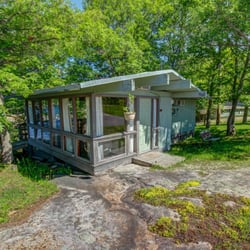 Delawana Resort - Blueberry Cottage