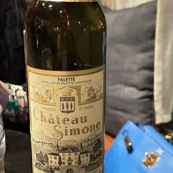 Justine’s on Hudson - a bottle of wine - Wine Bars Near Me - New York, New York Justine’s on Hudson - a bottle of wine - Wine Bars Near Me - New York, New York