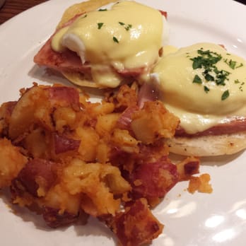 Mimi's Cafe - eggs benedict - Breakfast & Brunch Near Me - Henderson, Nevada