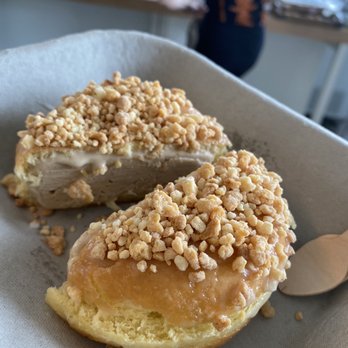 Good Behaviour - Hk milk tea - Ice Cream & Frozen Yogurt Near Me - Toronto, Ontario