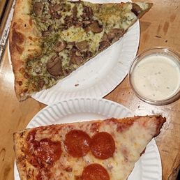 Pepperoni and Pesto Mushroom Pepperoni and Pesto Mushroom