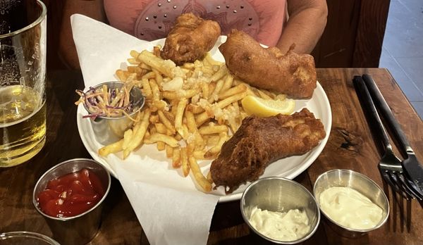 Left Coast Seafood & Marketplace by null