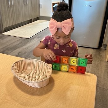 Evergreen Montessori Academy - Child Care & Day Care Near Me - Pasadena, California