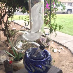 Phat Manz Alley - Apple bottom bong.