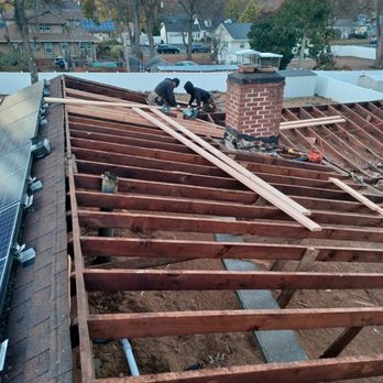 Alpha Home Roofing - Hard at work - Siding Near Me
