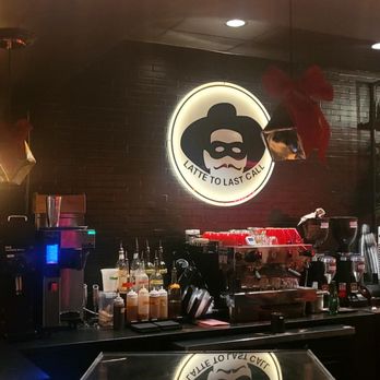 Thieves - Cocktail Bars Near Me - Indianapolis, Indiana