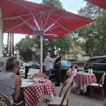 P. J. CLARKE’S - Updated October 2025 - 332 Photos & 238 Reviews - 601 ...