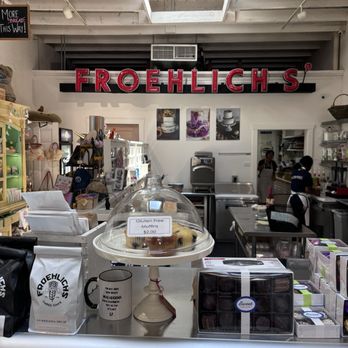 Froehlich's Bakery - Bakeries Near Me - Three Oaks, Michigan
