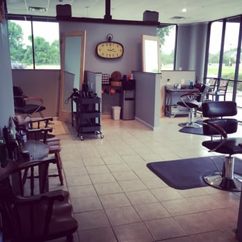 Salon 1812 - Hair Salons Near Me - Prairieville, Louisiana