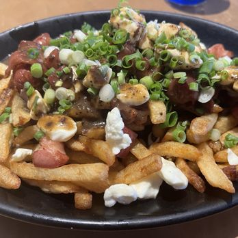 Cochon Dingue - Poutine tout Cochon - Breakfast & Brunch Near Me - Quebec City, Quebec