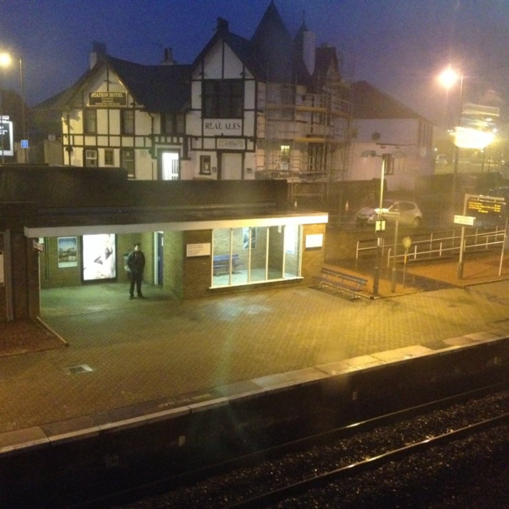 Larbert Train Station - From the bridge - Train Stations Near Me - Larbert, FAL