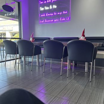 Tea You Me - sitting area - Desserts Near Me - Scottsdale, Arizona Tea You Me - sitting area - Desserts Near Me - Scottsdale, Arizona