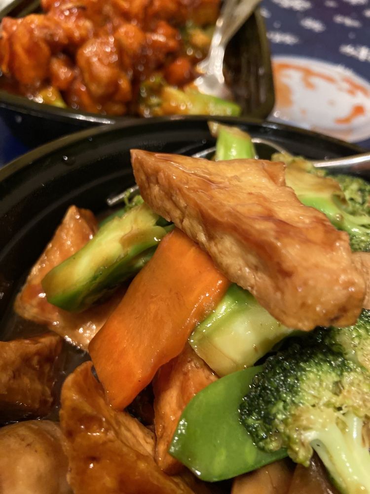 CHINA GARDEN 17 Reviews 108 Valley Dr, Elburn, IL Yelp