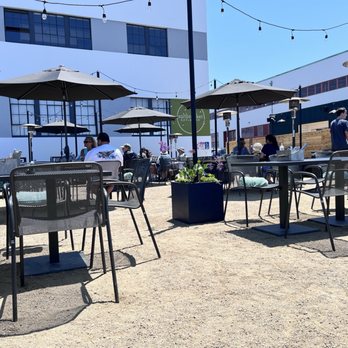 The Yard at Saltbreaker - Seating area - Cocktail Bars Near Me - Alameda, California The Yard at Saltbreaker - Seating area - Cocktail Bars Near Me - Alameda, California