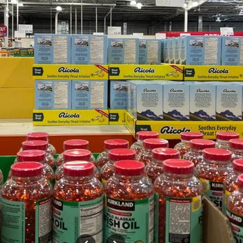 Costco - Wholesale Stores Near Me - Central Point, Oregon