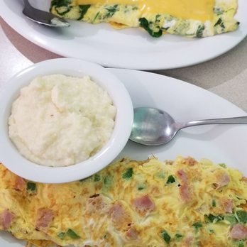 About Time Cafe - Awesome 3 egg omelettes - Breakfast & Brunch Near Me - Sunrise, Florida