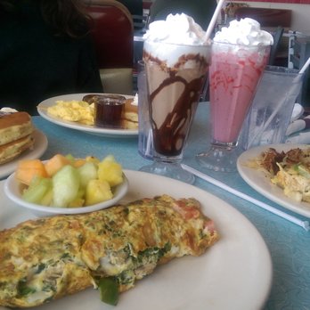 White Palace Grill - Diners Near Me - Chicago, Illinois