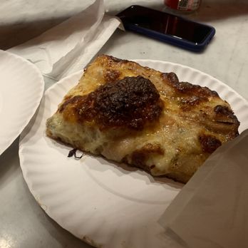 MAMA'S TOO! - Pear slice - Pizza Near Me - New York, New York