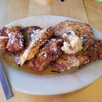 The Junction Kitchen - Chicken and French croissant - Breakfast & Brunch Near Me - North Charleston, South Carolina